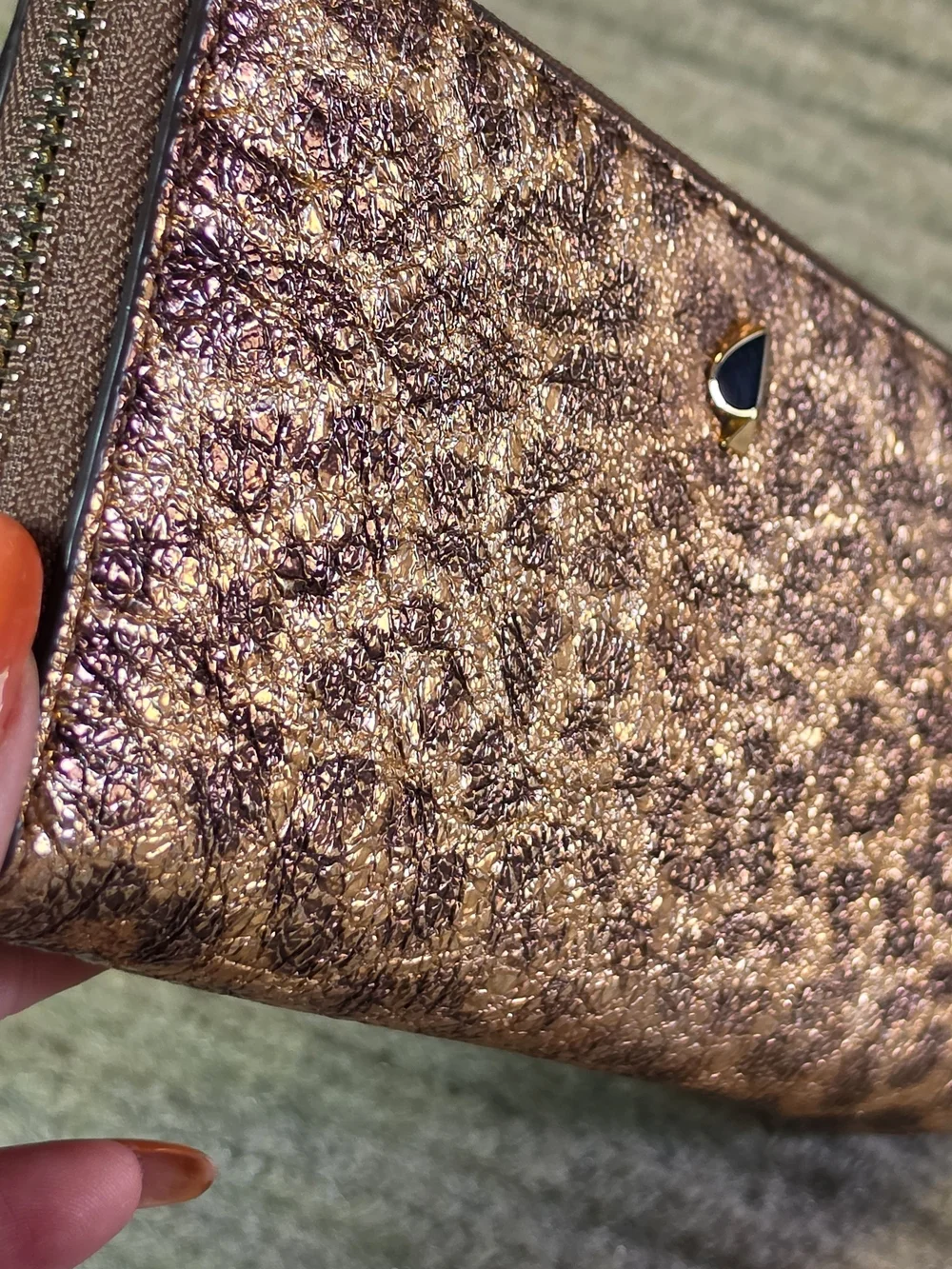 KATE SPADE NEW YORK Metallic Cheetah Leopard Print Continental Wallet EUC